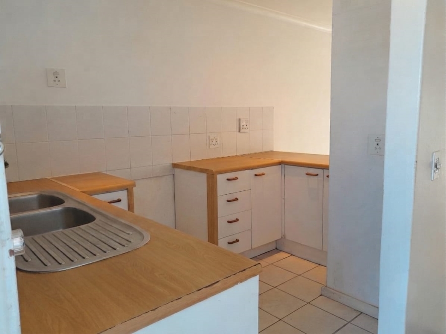 2 Bedroom Property for Sale in Thornton Western Cape